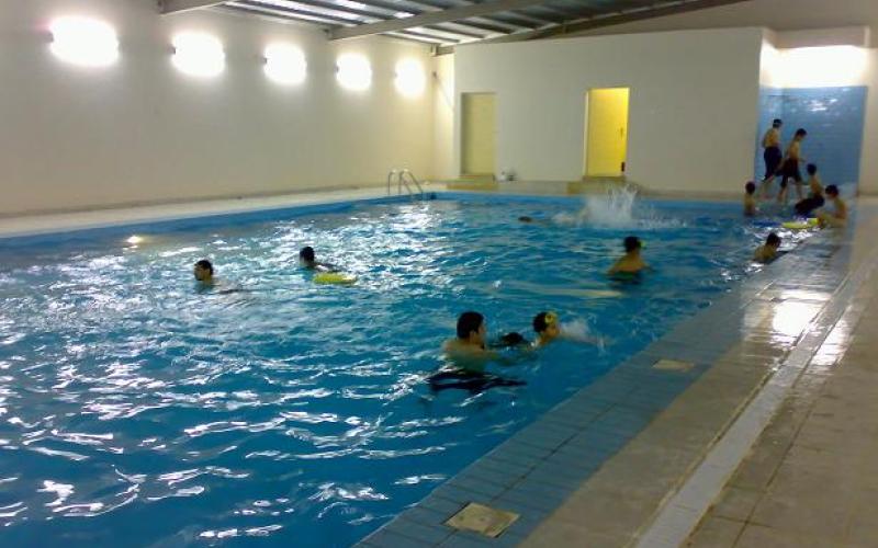 أول مسبح في الطفيلة