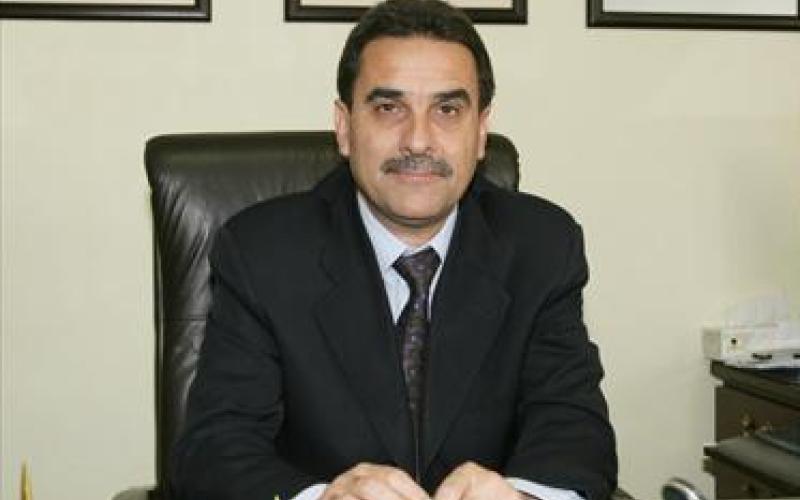 تجديد عقد مدير الاحصاءات