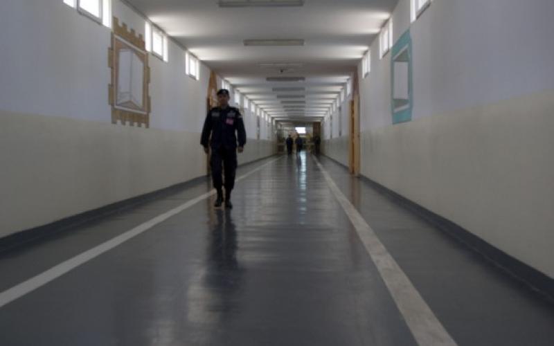 بعد سنوات من السجن..هل يندمج النزيل بالمجتمع