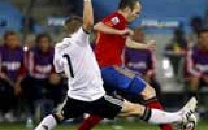 Spain destroy German legend to reach World Cup final for first time