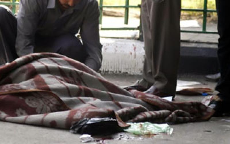 وفاة عامل مصرى فى سقط من فوق رافعة