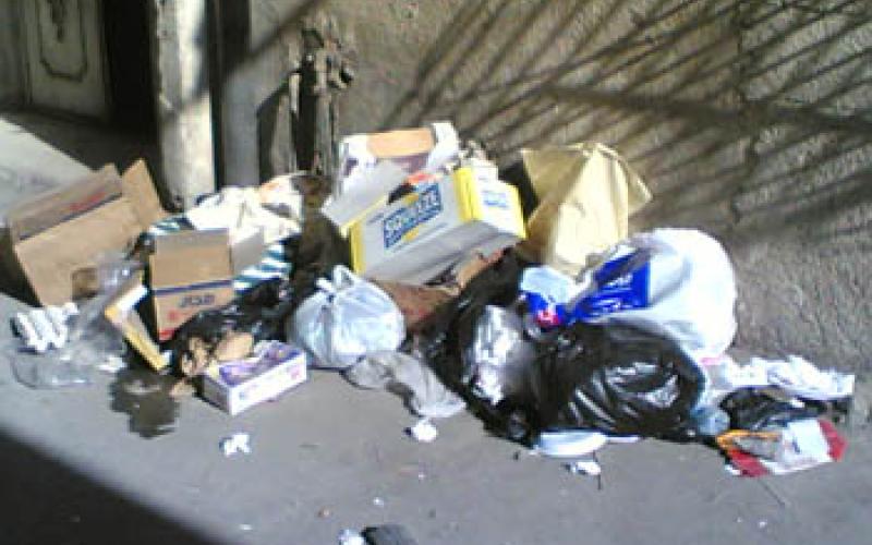 مجمع الحافلات في الزرقاء مكرهة صحية.. فيديو