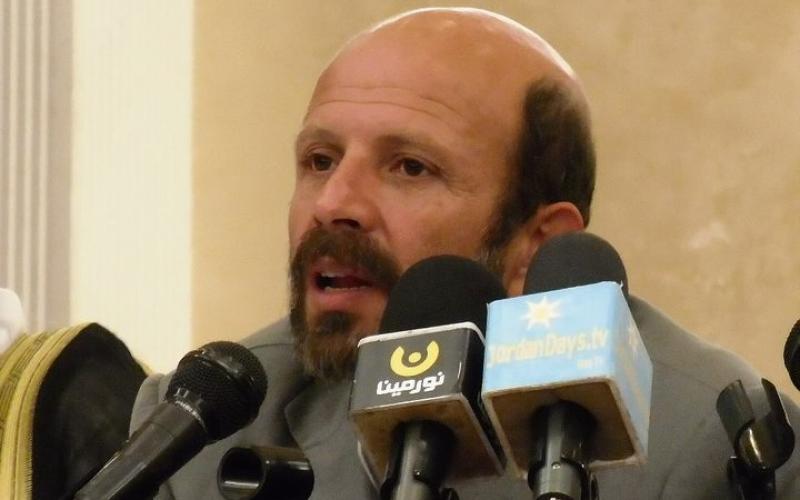  ابو نصار ينضم الى الفيس بوك