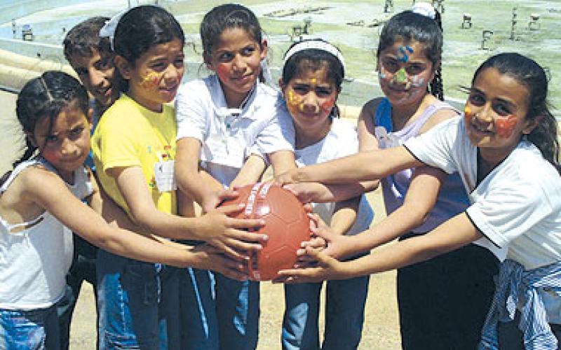 "الرياضة وحياتنا 2012" تستهدف مناطق الفقر في برامج تدريبية 