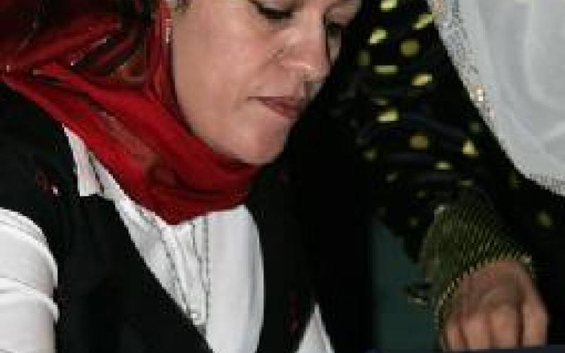 العتوم توقع "أشبه بأحلامها"