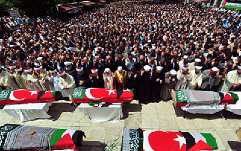 أهالي شهداء أسطول الحرية مدعوون للإفطار في الأردن