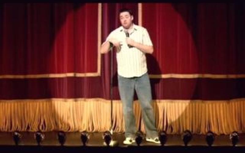 ال"ستانداب كوميدي" فنٌ جديد يحاكي هموم الناس بإقبالٍ لافت..فيديو