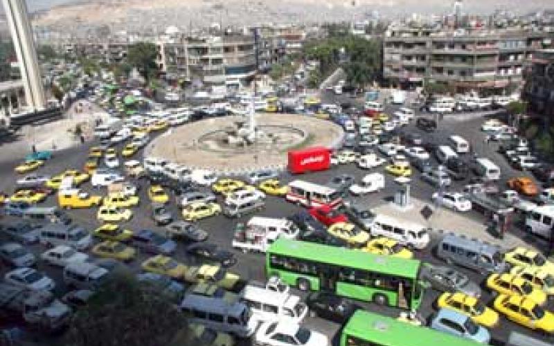 200 حادث مروري بسبب الاختناقات المرورية