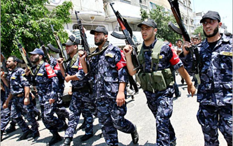 القبض على 24 فلسطينياً أثناء محاولتهم العبور إلى الأردن