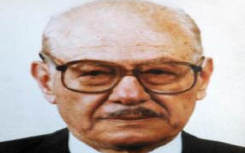 بورتريه...كامل الشريف