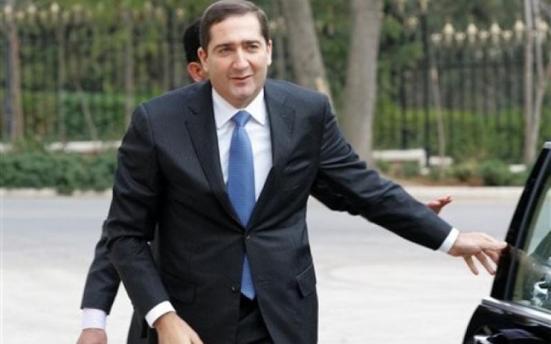 هل تعتقد ان المملكة تعيش ازمة سياسية ؟