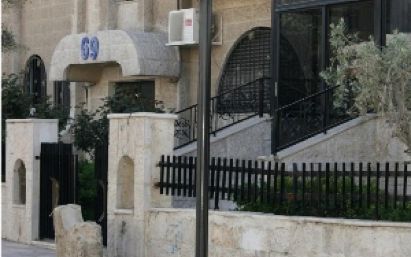 تسمية 750 عامود في عمان