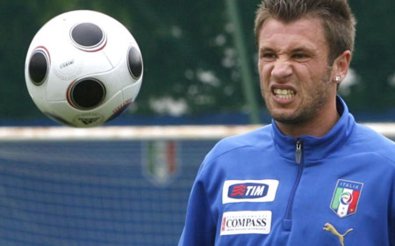 Azzurri annihilate Faroes