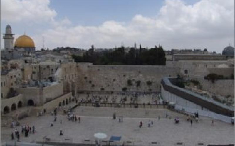 الموافقة على إنشاء جسر المغاربة قرب بوابة الأقصى 