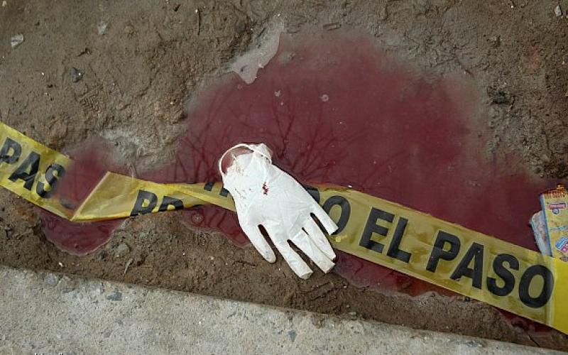 فتح محله فوجد جثة!