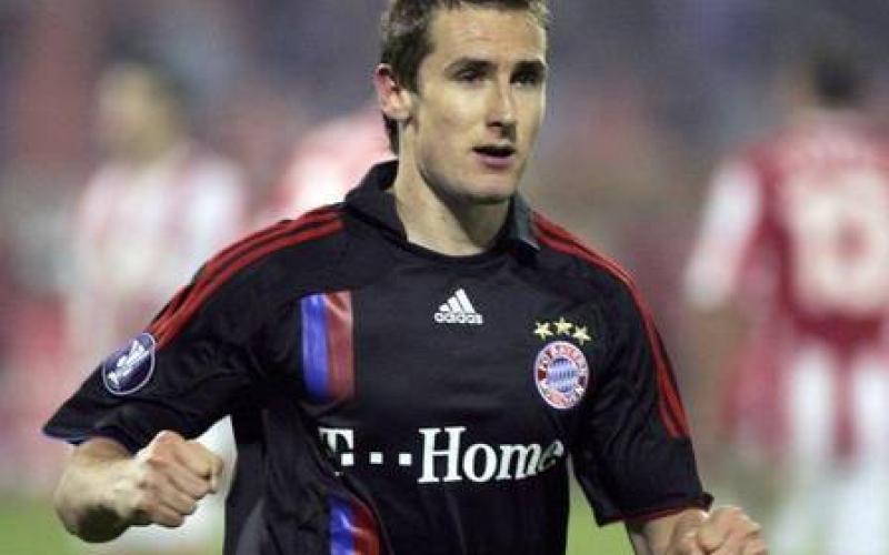 German hot-shot Klose hints at Bayern exit
