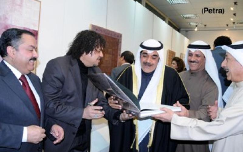 لوحات الفنان الأردني الجالوس في الكويت