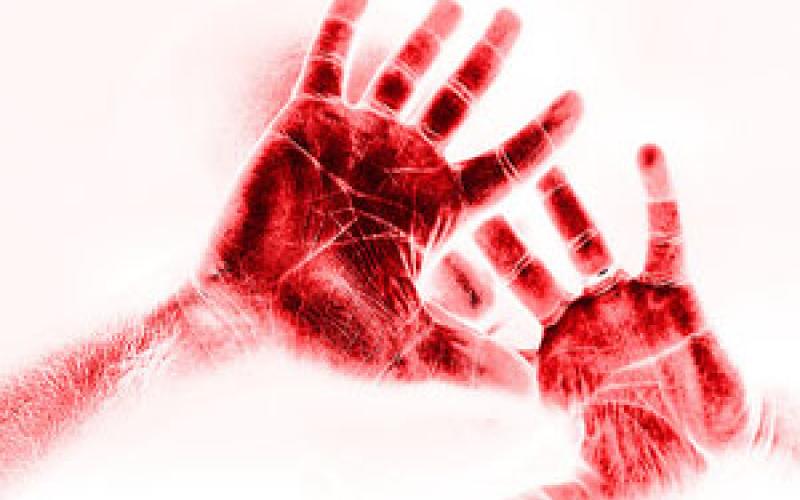  تجريم اخ قتل شقيقته بحجر و السجن 7 سنوات لمسن قتل شقيقته 