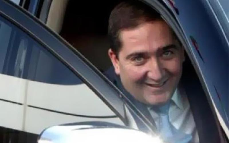 الرفاعي: دراسة أسس التعيين وهيكلة القطاع العام