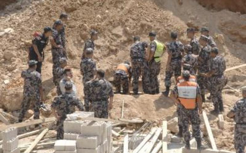 Supporting wall collapsed in Yasmin area