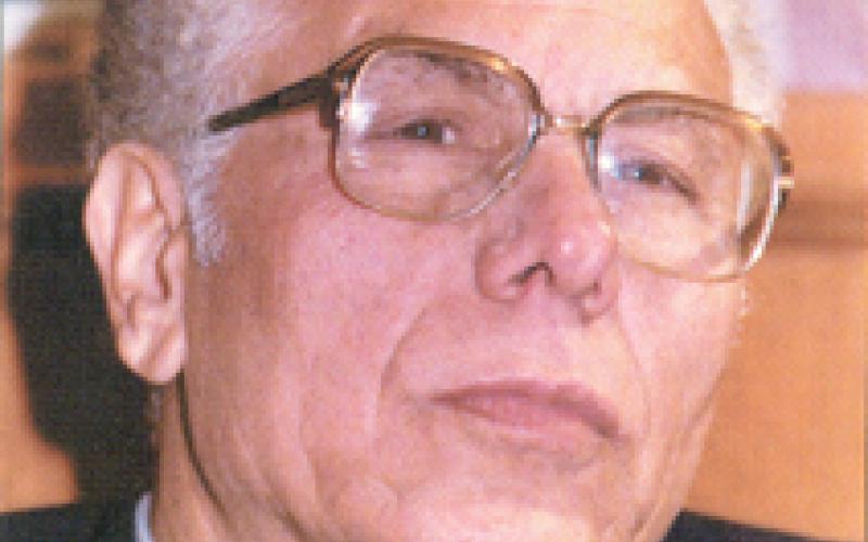 الذكرى الثامنة لرحيل محمود الشريف 