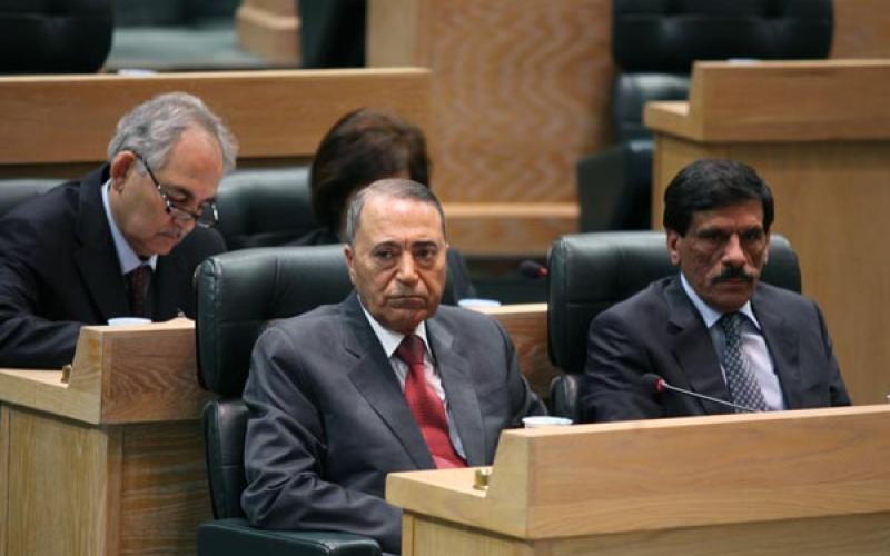 8 نواب يحجبون الثقة قبل التصويت و 3 يمنحونها