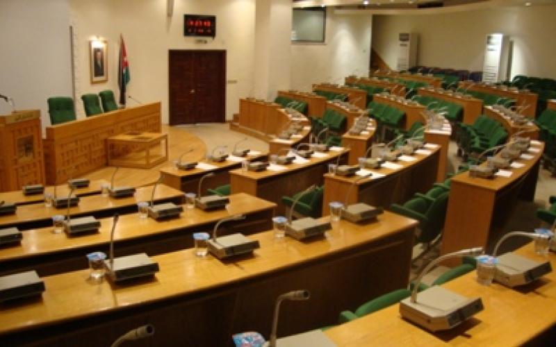 راديو البلد ينقل جلسة أمانة عمان مباشرة على الأثير