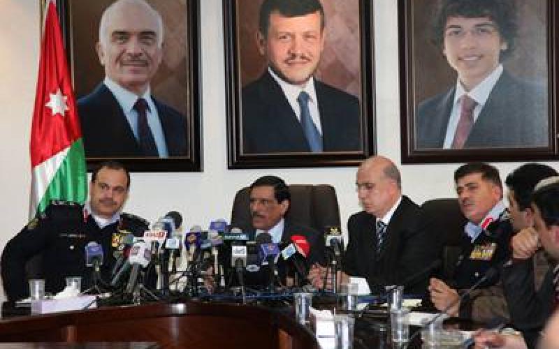 Government determined to enforce law as opposition escalates campaign