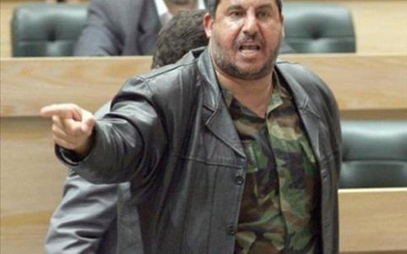 النواب يثمن دور اﻷمن بأحداث الجمعة ويرفض تقليص صلاحيات الملك