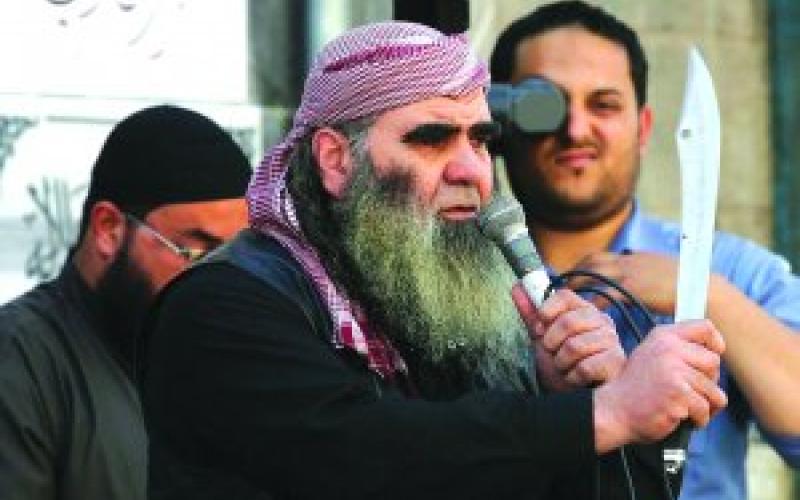 التيار السلفي يتبرأ من أفعال " الجهاديين " ويدافع عن رجال الأمن