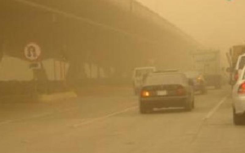 طقس حار ومغبر