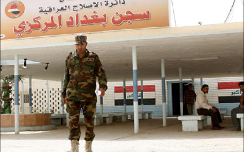 أهالي المعتقلين في السجون العراقية يطالبون البخيت بحل قضيتهم