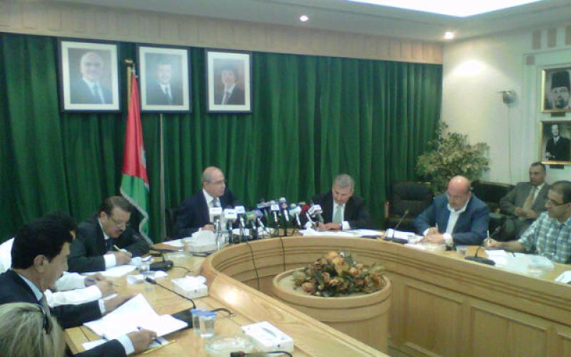 لجنة الحوار توصي بتخصيص15 مقعدا نيابيا لقائمة الوطن