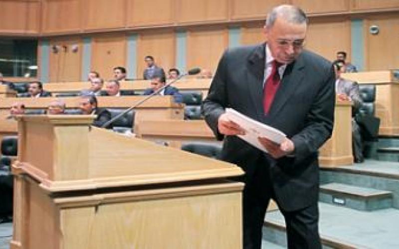 استثنائية النواب تترقب تسارع اﻷحداث