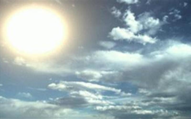 طقس حار والعظمى في عمان 34