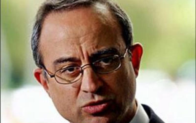 الربيع العربي: الطريق الى الديموقراطية العربية مليء بالتقلبات والمطبات 