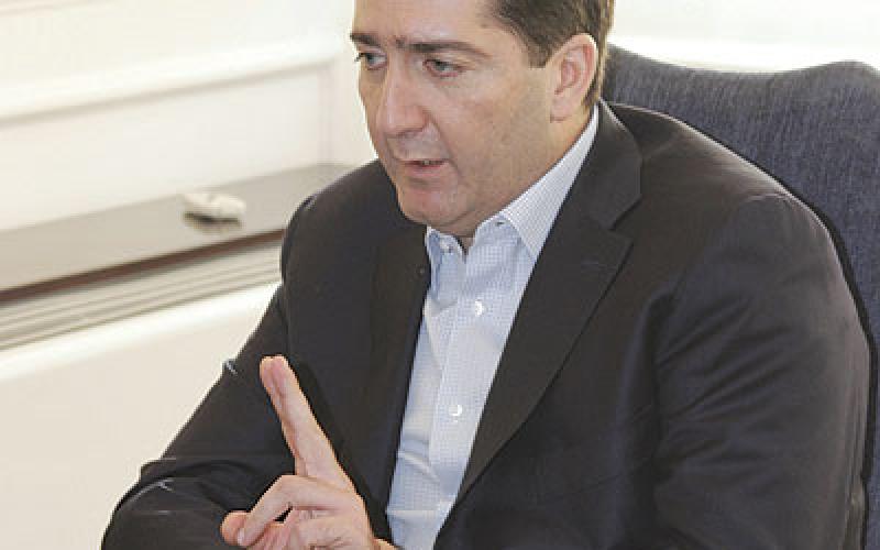 الرفاعي: العجز والمديونية دين على جميع المواطنين