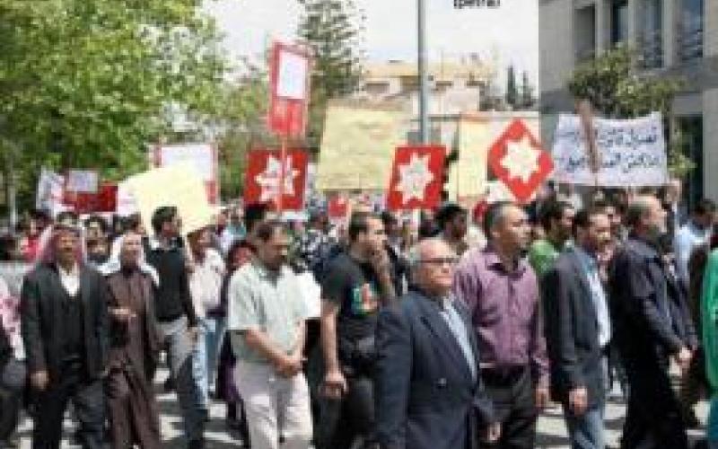 التجمع النقابي يطالب بتأجيل انتخابات النقابات العمالية