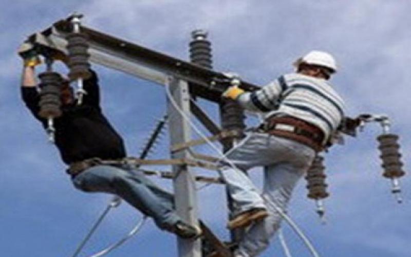 عمال الكوابل في إضراب مفتوح عن العمل