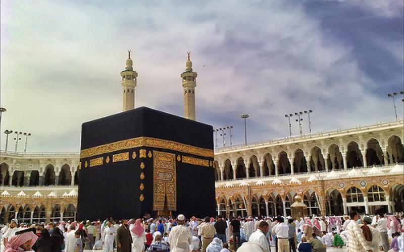 سعوديون يعتمرون من الأردن