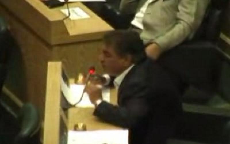 شاهد فيديو.. الزعبي يتهم شخصيات أجنبية بالحصول على الجنسية بالرشوة 