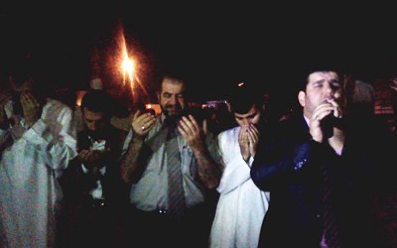 صلاة تراويح في نزال نصرة للشعب السوري