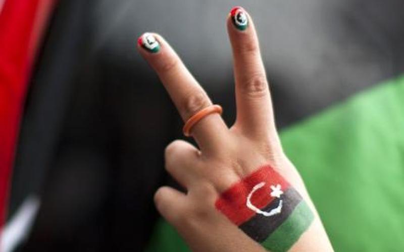 فيديو.. الجالية الليبية في الأردن تعتصم أمام سفارتها 