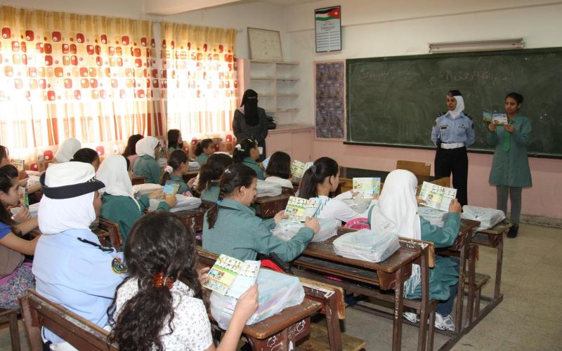  مدرستي فرحتي..حملة أمنية لتوعية طلبة المدارس 