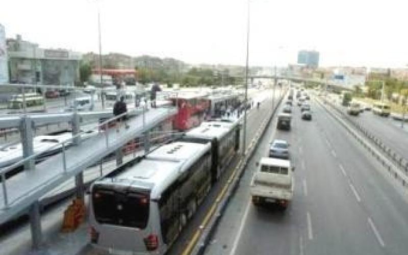 استكمال دراسة مشروع الباص السريع بعد تعليق تنفيذه