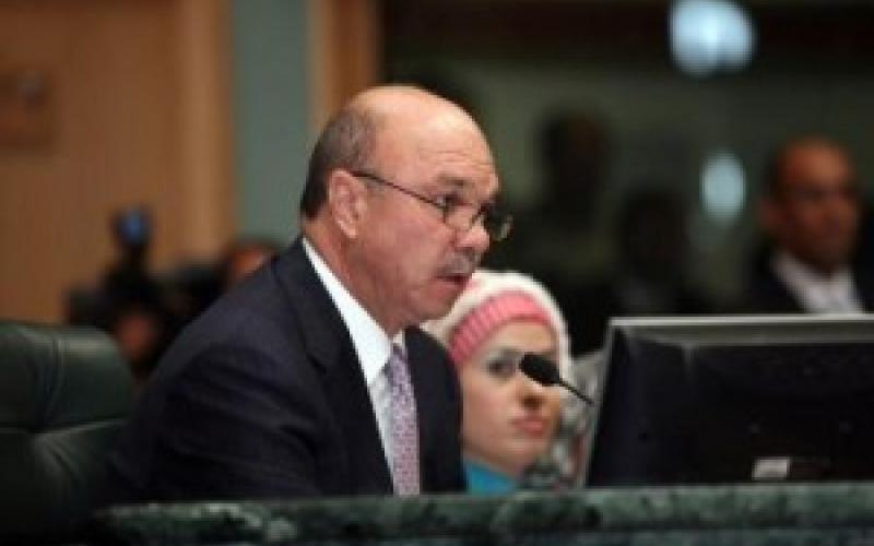 فيديو..النواب يجرم النشر عن الفساد بغرامة 30- 60 ألف