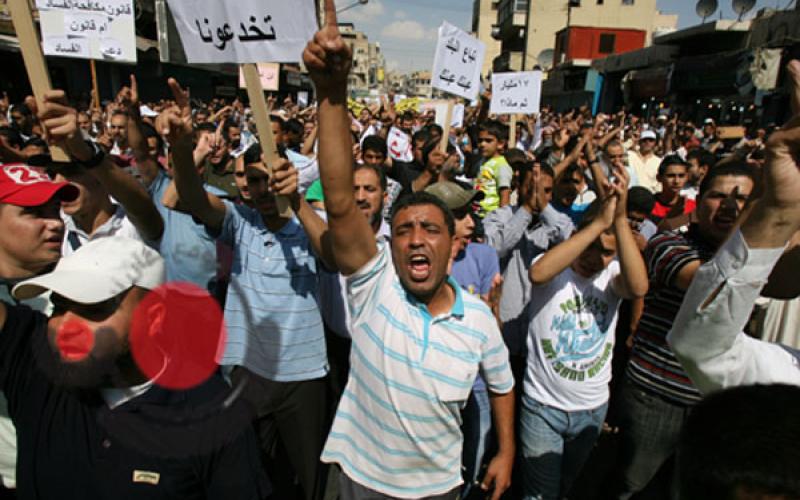 لن تخدعونا.. مسيرات إسلاميه توجه هتافها للملك.. إصلاح وبخيت لا ما بينفع 