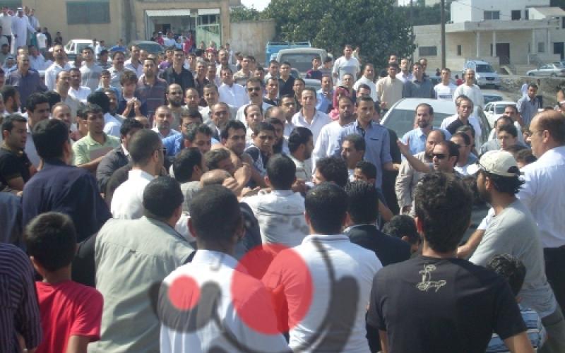 صور.. في جمعة اجتثاث البلطجة.. “البلطجية" يعتدون على مسيرة اربد 
