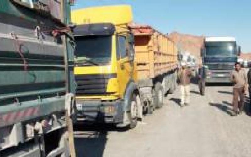 إنهاء اعتصام سائقي شاحنات فوسفات في معان بعد تلبية مطالبهم