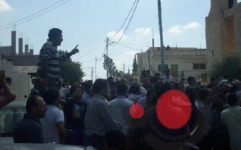 فعاليات شعبية تحمل النظام مسؤولية الاعتداء على المتظاهرين